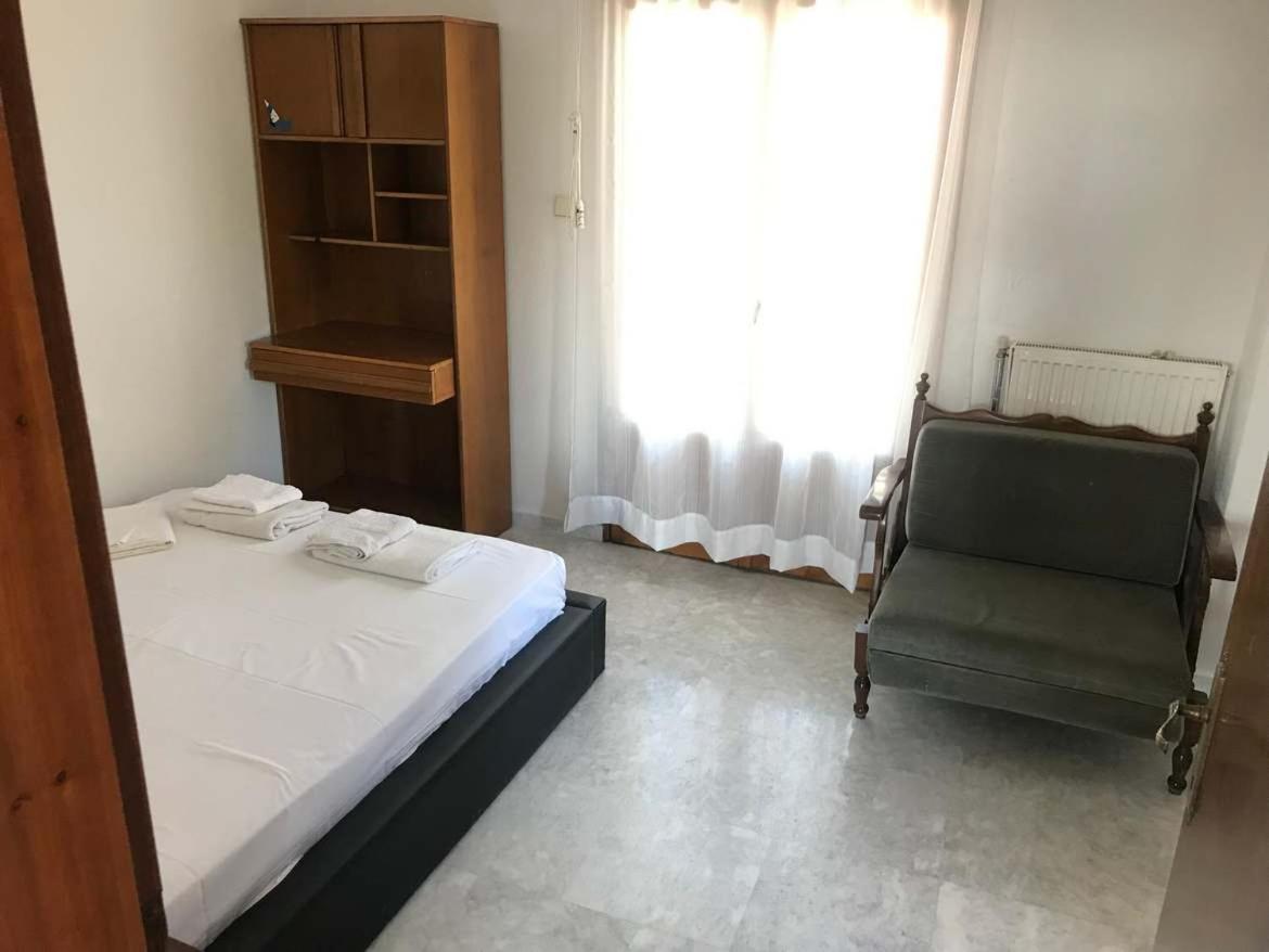 Great First Floor Appartment With View Nea Kallikrateia 외부 사진