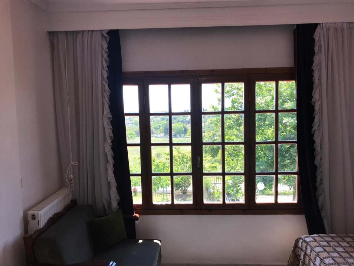 Great First Floor Appartment With View Nea Kallikrateia 외부 사진