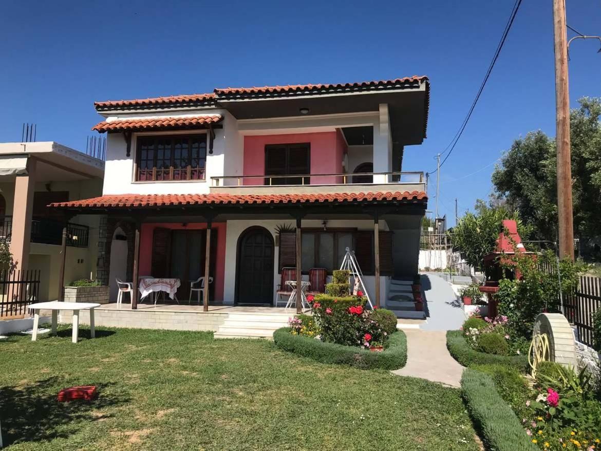 Great First Floor Appartment With View Nea Kallikrateia 외부 사진